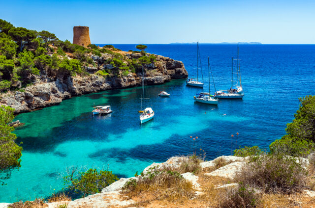 Věž v Cala Pi, Mallorca, Španělsko