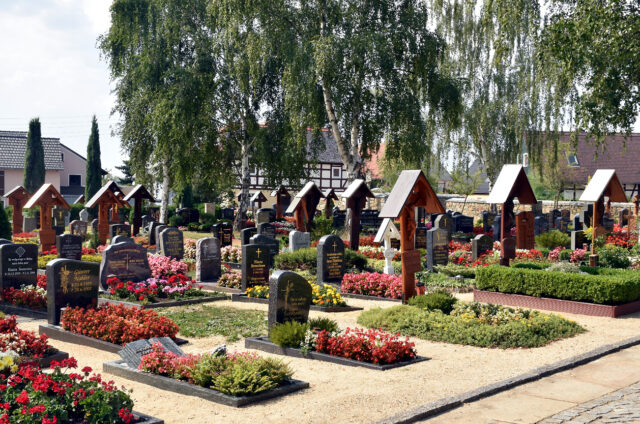 Lužickosrbský hřbitov v Crostwitz, Německo