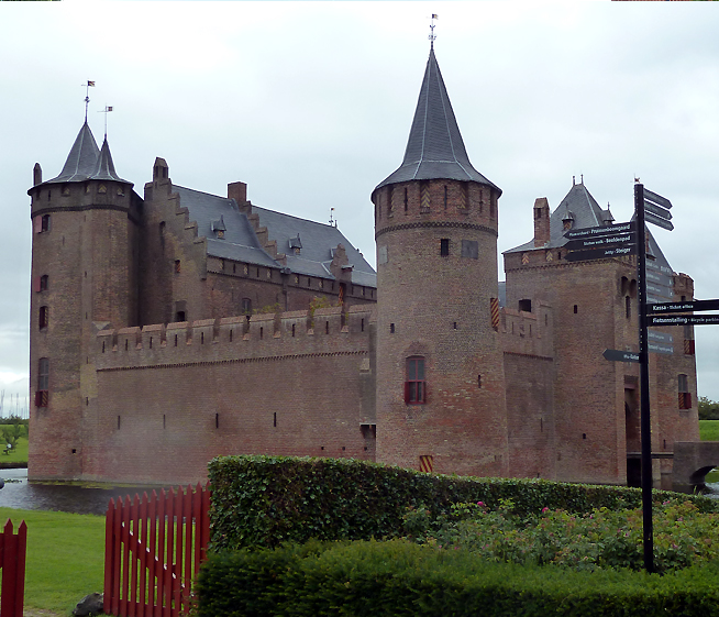 Hrad Muiderslot, Muiden, Holandsko