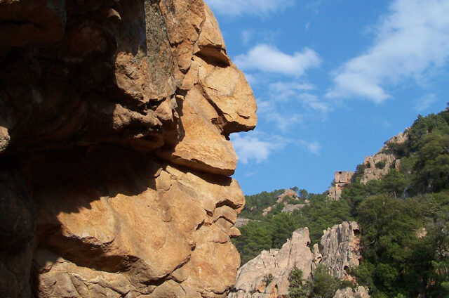 Červené skály, Calanche, Korsika