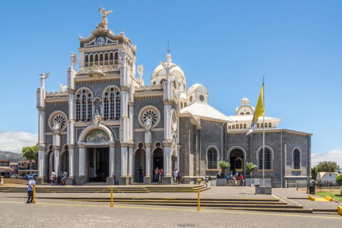 Bazilika Panny Marie Andělské - Cartago, Kostarika