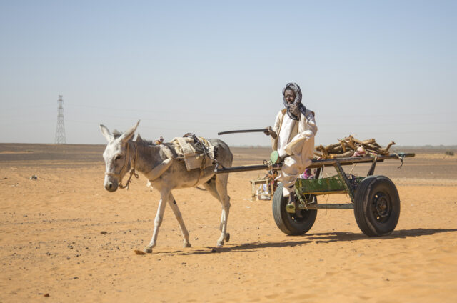 Cesta pouští u Chartúmu, Súdán