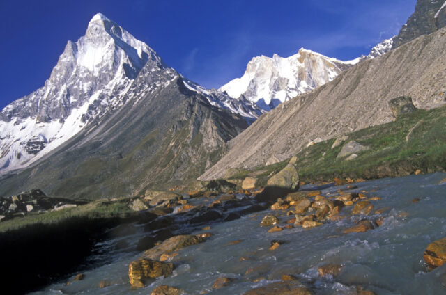 Hora Shivling, Indie