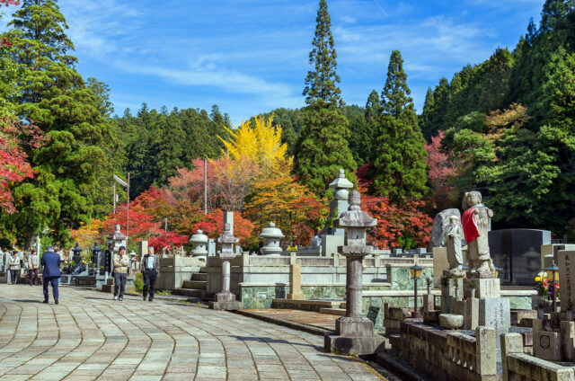 Hřbitov Okunoin, Kójasan, Japonsko