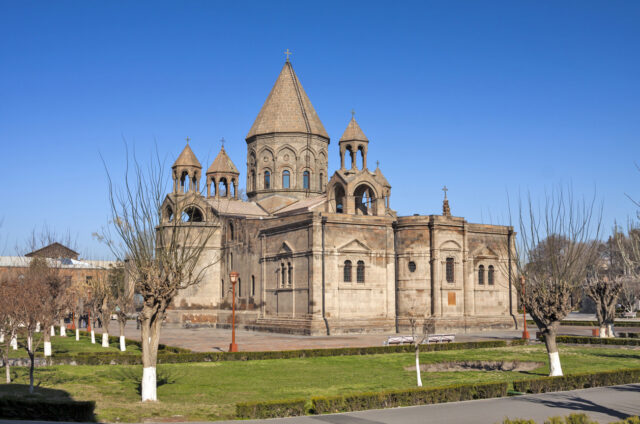 Katedrála Ečmiadzin Mayr Tachar, Vagharshapat, Arménie