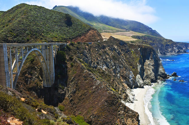 Pobřeží u Big Sur, Kalifornie, USA