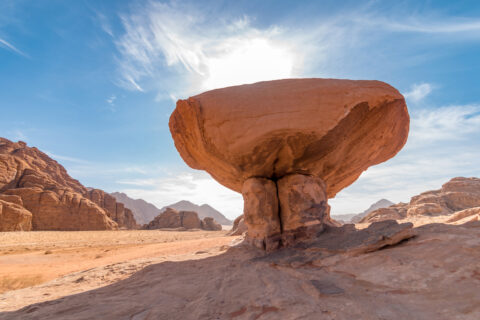 Skalisko Houba, Wadi Rum, Jordánsko