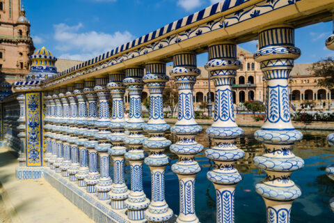 Zdobené zábradlí v Seville