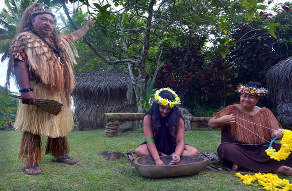 Maorská vesnice, Rarotonga, Cookovy o.