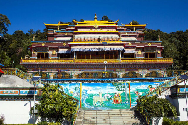 Barevný klášter Rumtek, Gangtok, Sikkim