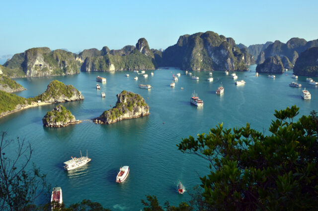 Dračí zátoka Halog Bay, Vietnam
