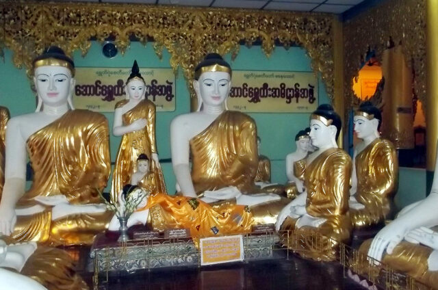 Kolekce Buddhů, Rangún, Barma