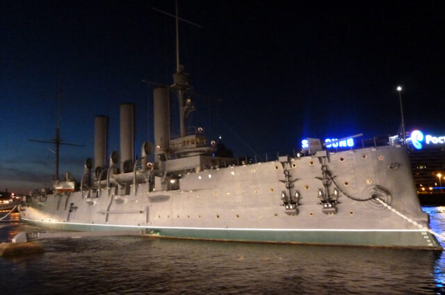 Křižník Aurora, Petrohrad, Rusko