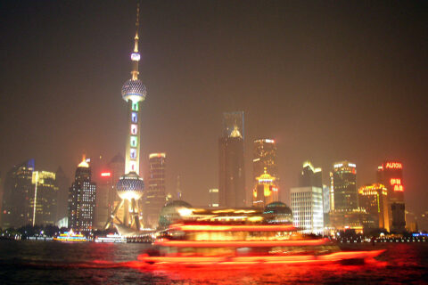 Lodí kolem Perly Orientu, Šanghaj, Čína