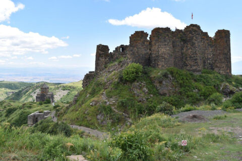 Majestátní pevnost Amberd, Aragats, Arménie