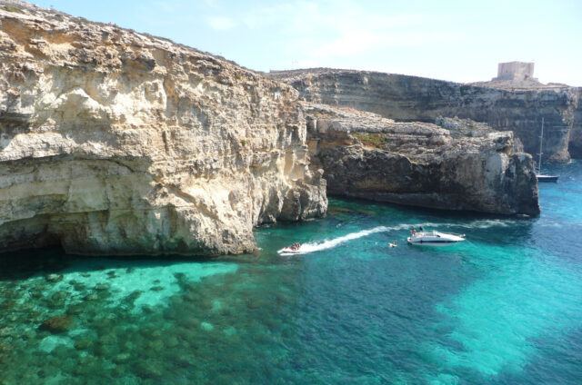 Modrá laguna na ostrově Comino, Malta