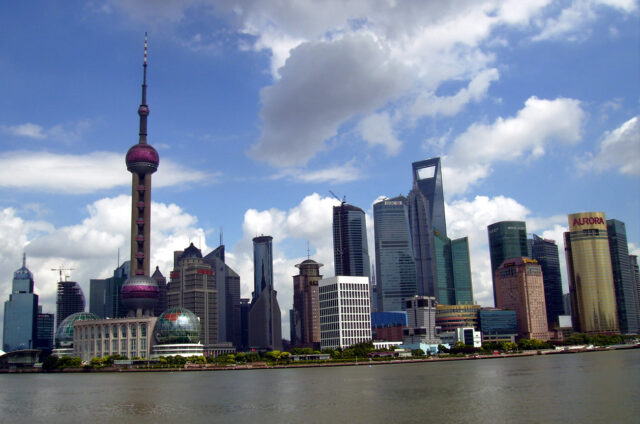 Nábřeží Bund s věží, Šanghaj, Čína