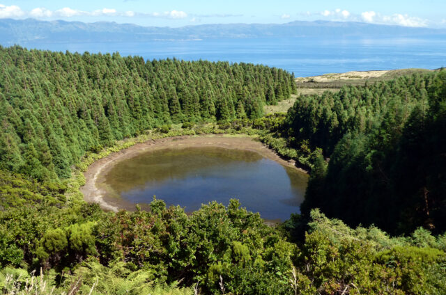 Náhorní plošina s vulkánem Pico, Azory