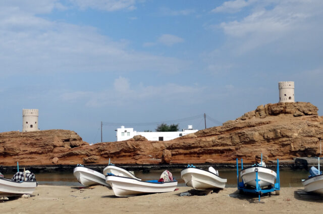 Strážní věže Al-Mudayrib, Omán