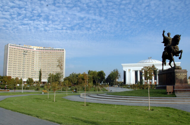 Timurova socha, Taškent, Uzbekistán
