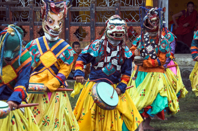 Tradiční tanec v maskách, Bhútán