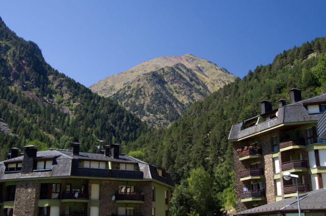 Vesnička Arinsal, začátek turistiky, Andorra