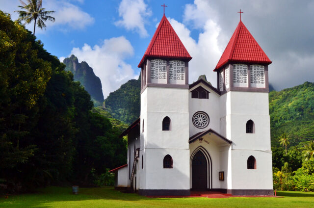 Moorea, Chrám sv. rodiny, Návětrné ostrovy, Francouzská Polynésie