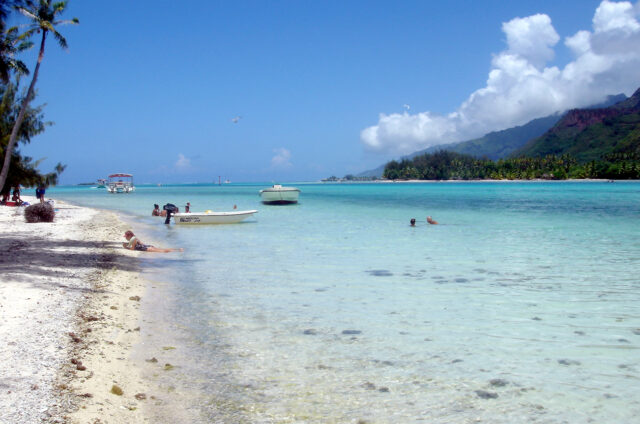 Moorea, motu Tiahura, Návětrné ostrovy, Francouzská Polynésie