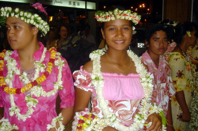 Tahiti, folklorní soubor v Papeete, Návětrné ostrovy, Francouzská Polynésie